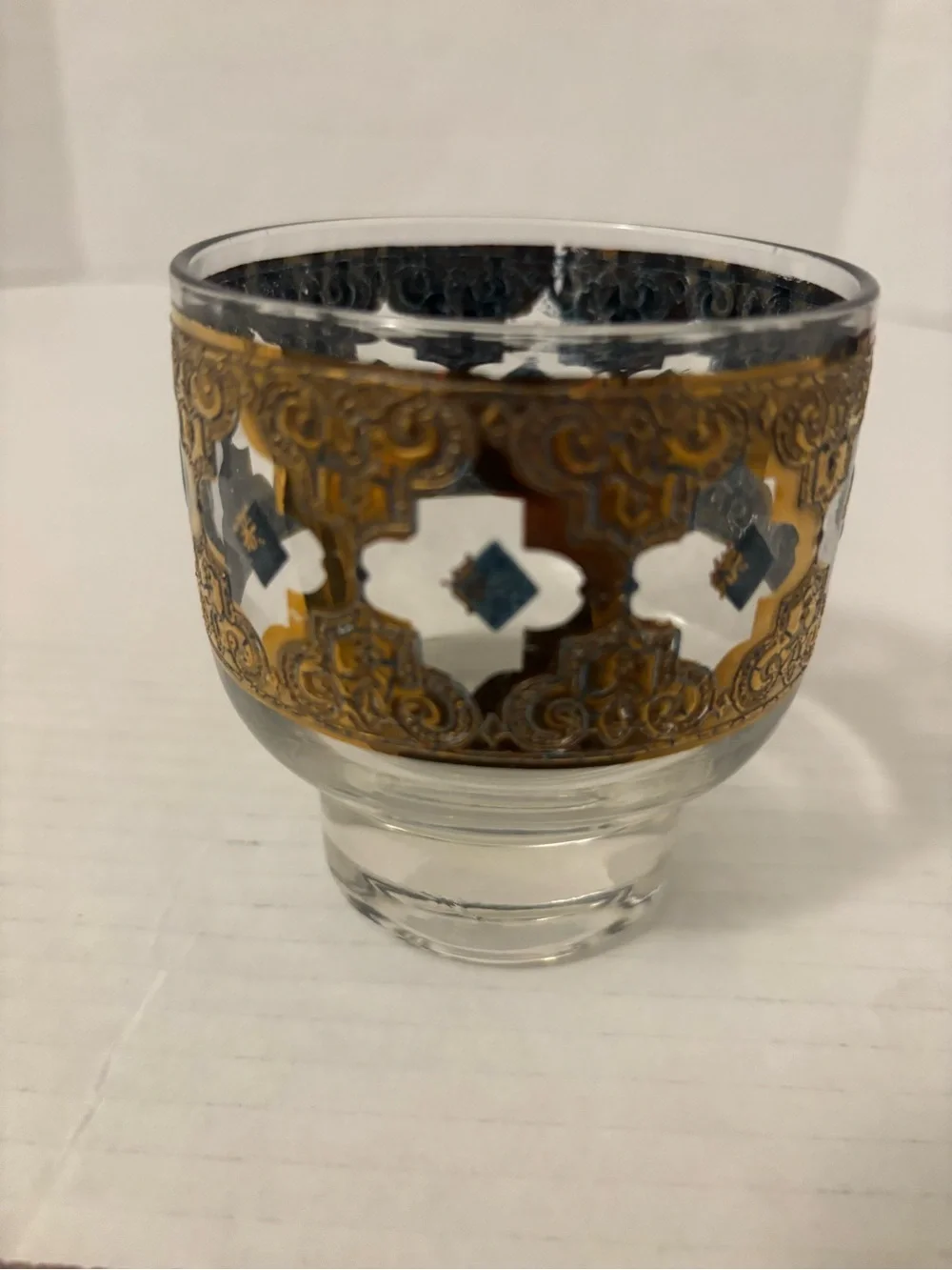 Elegant Gold-Trimmed Glass Tumbler - Home Accents